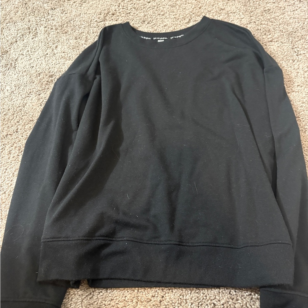 Elegant Black Crew Neck Sweater